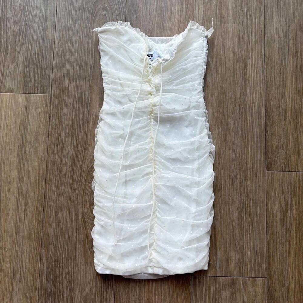Princess polly Strapless white polka dot Size 0